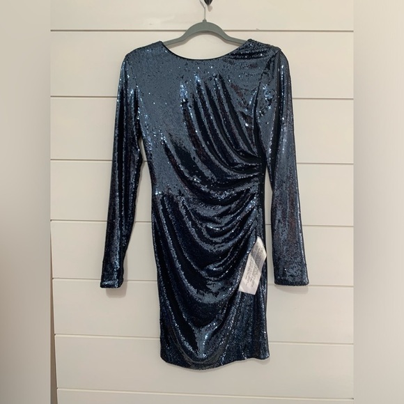 Dress The Population Lolita Sequin Long Sleeve Minidress NWT Size M - Picture 3 of 8